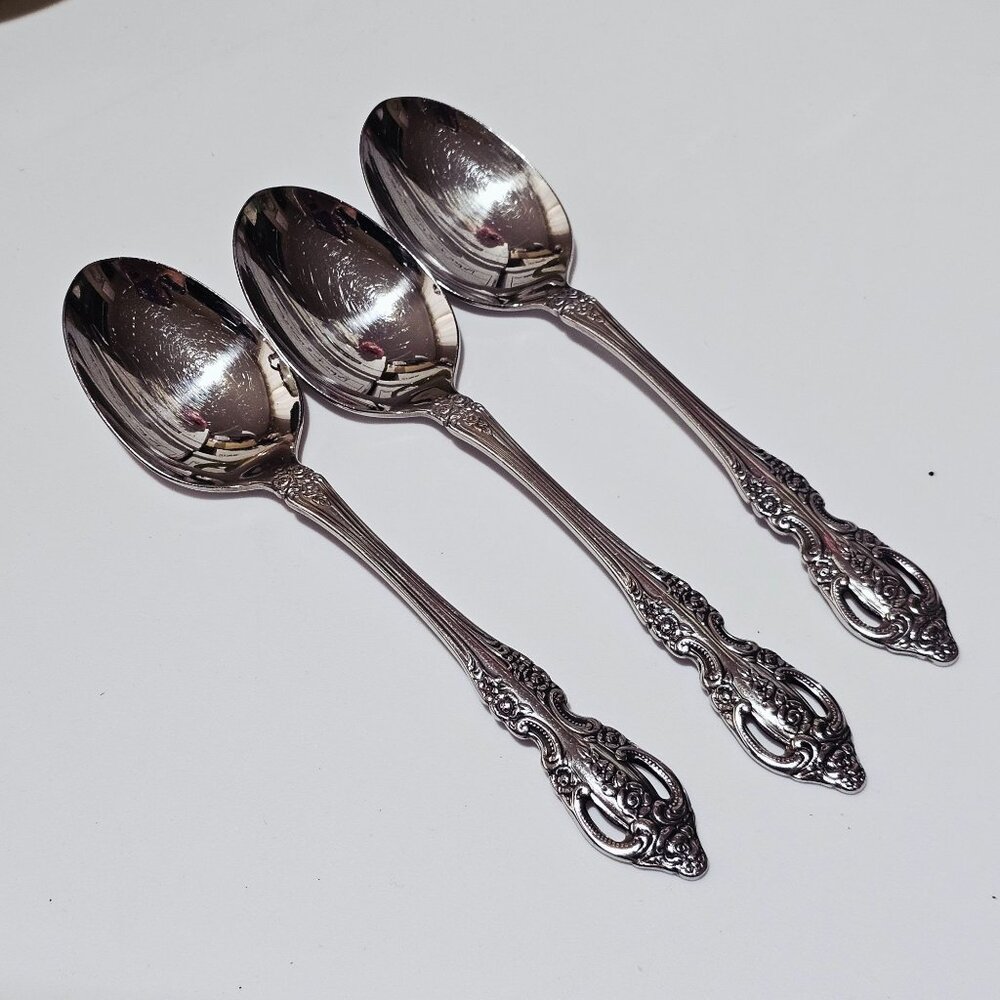 3 Oneida Renoir Pembrooke Soup Spoons 7" SS pierced 90s vtg Baroque